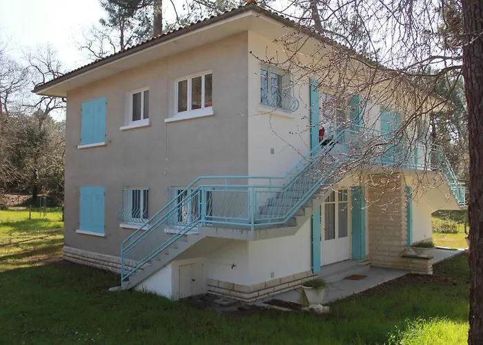 Ronce-les-Bains - APPARTEMENT 1er ETAGE gauche - 90m de la PLAGE